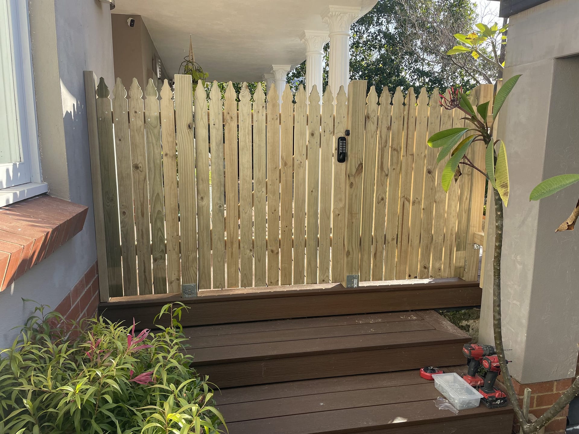 Timber Gates & Fences Wildwood Carpentry